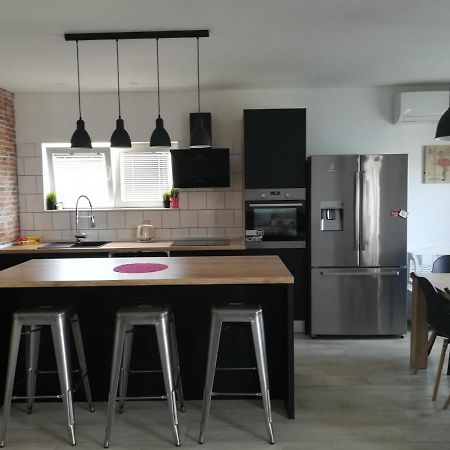 Apartmani Radic Rg Rogoznica (Sibenik-Knin) Exterior foto