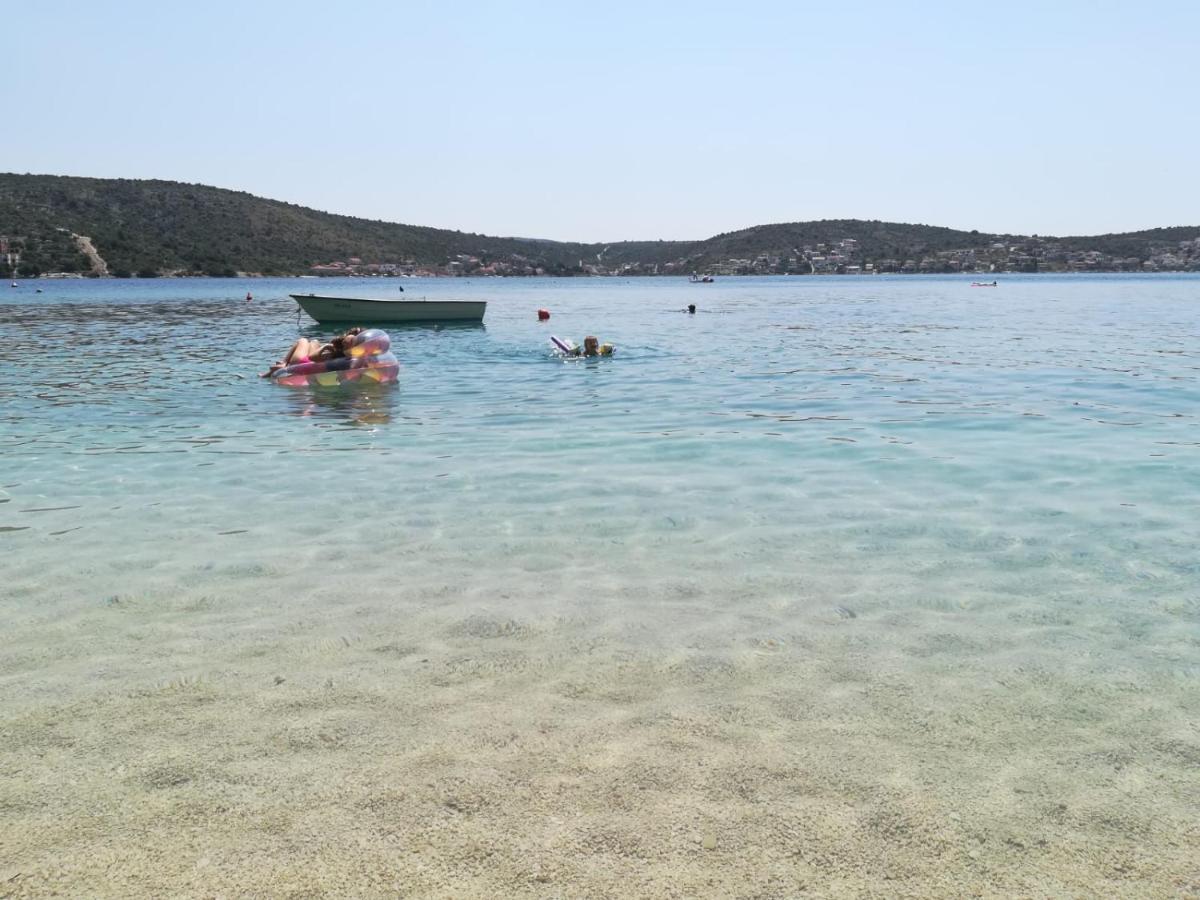 Apartmani Radic Rg Rogoznica (Sibenik-Knin) Exterior foto