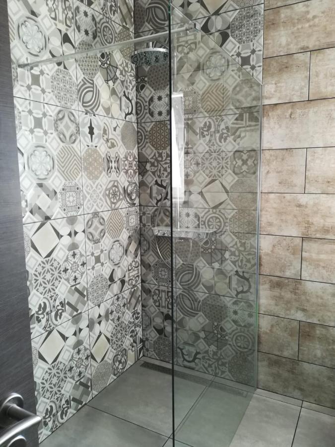 Apartmani Radic Rg Rogoznica (Sibenik-Knin) Exterior foto